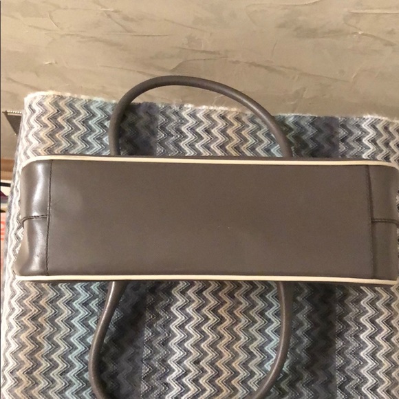 Pre-loved Prada mini handbag-turchese 10x5x3 - Picture 5 of 5